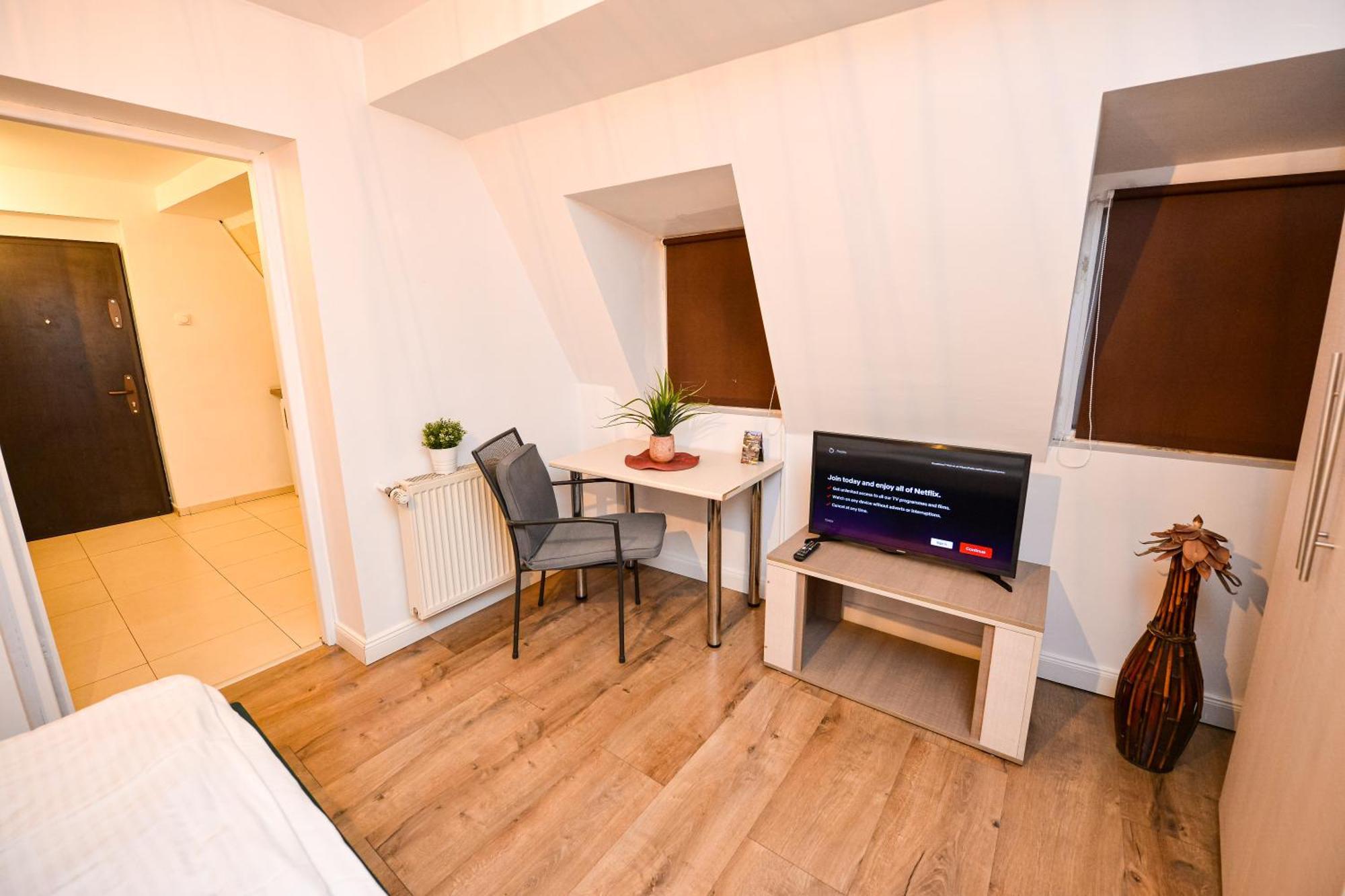 Ideal Accommodation Unirii Square Bucharest Exterior photo